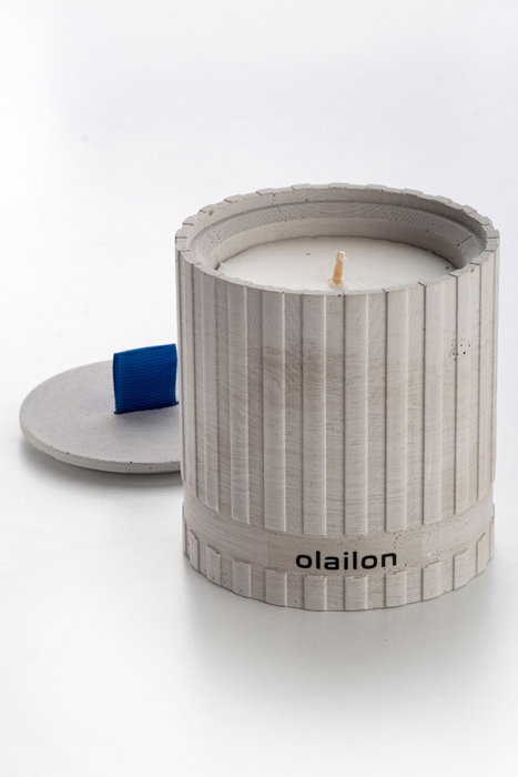 Aberto Design Vela de Hormigón Gris con Cinta Aroma Ámbar